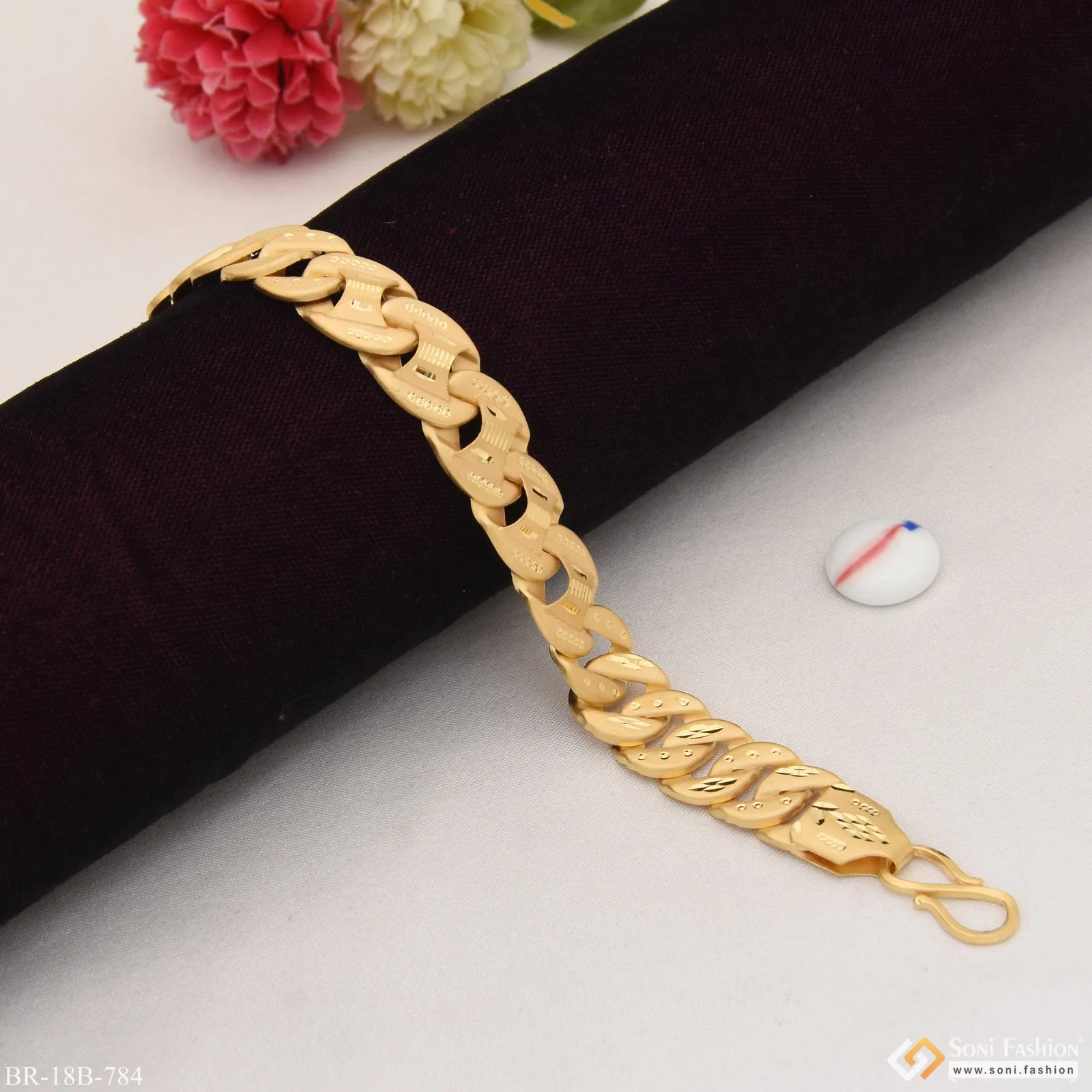 1 Gram Gold Forming Pokal Delicate Design Gold Plated Bracelet - Style B784