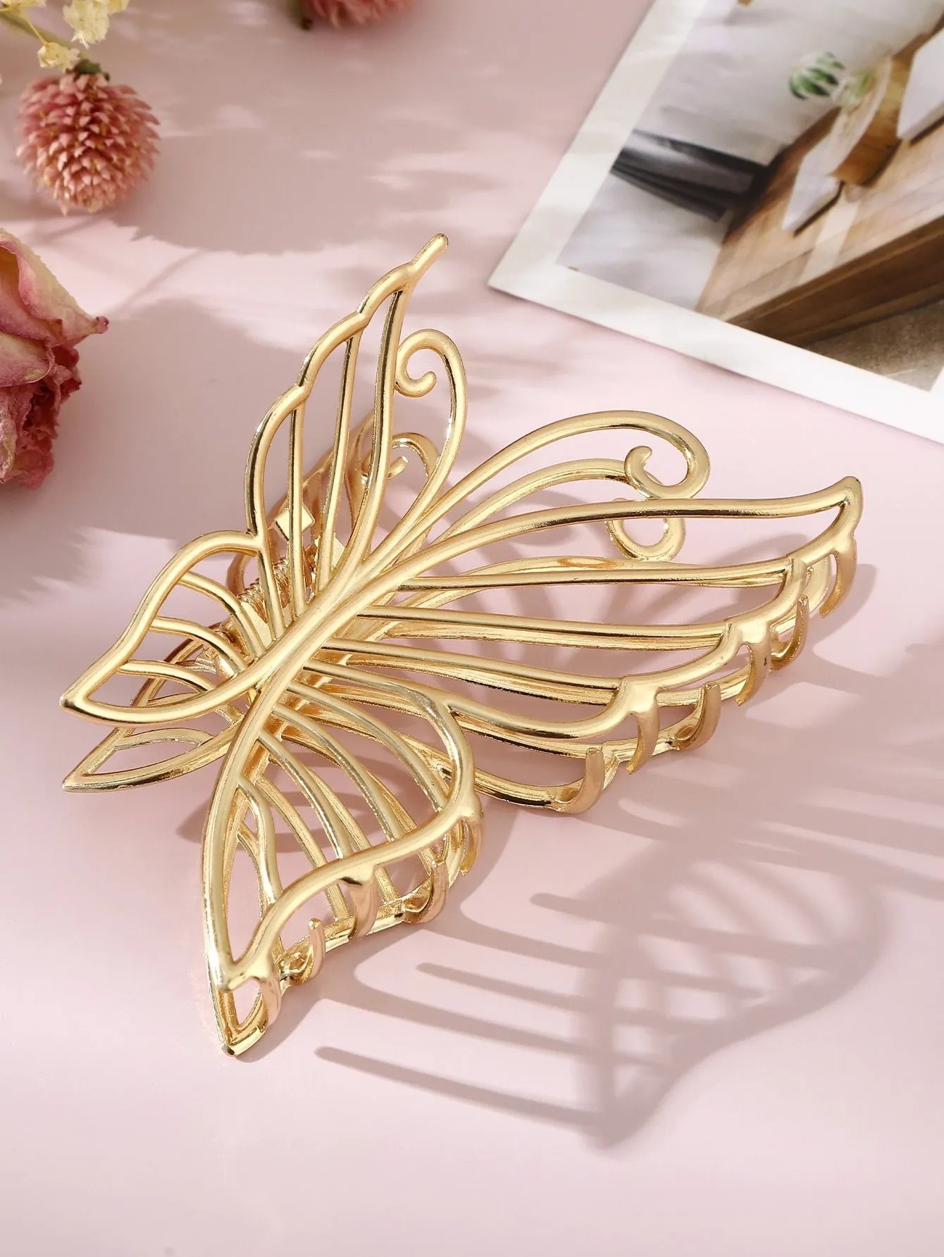 1pc Hollow Out Butterfly Design Hair Claw