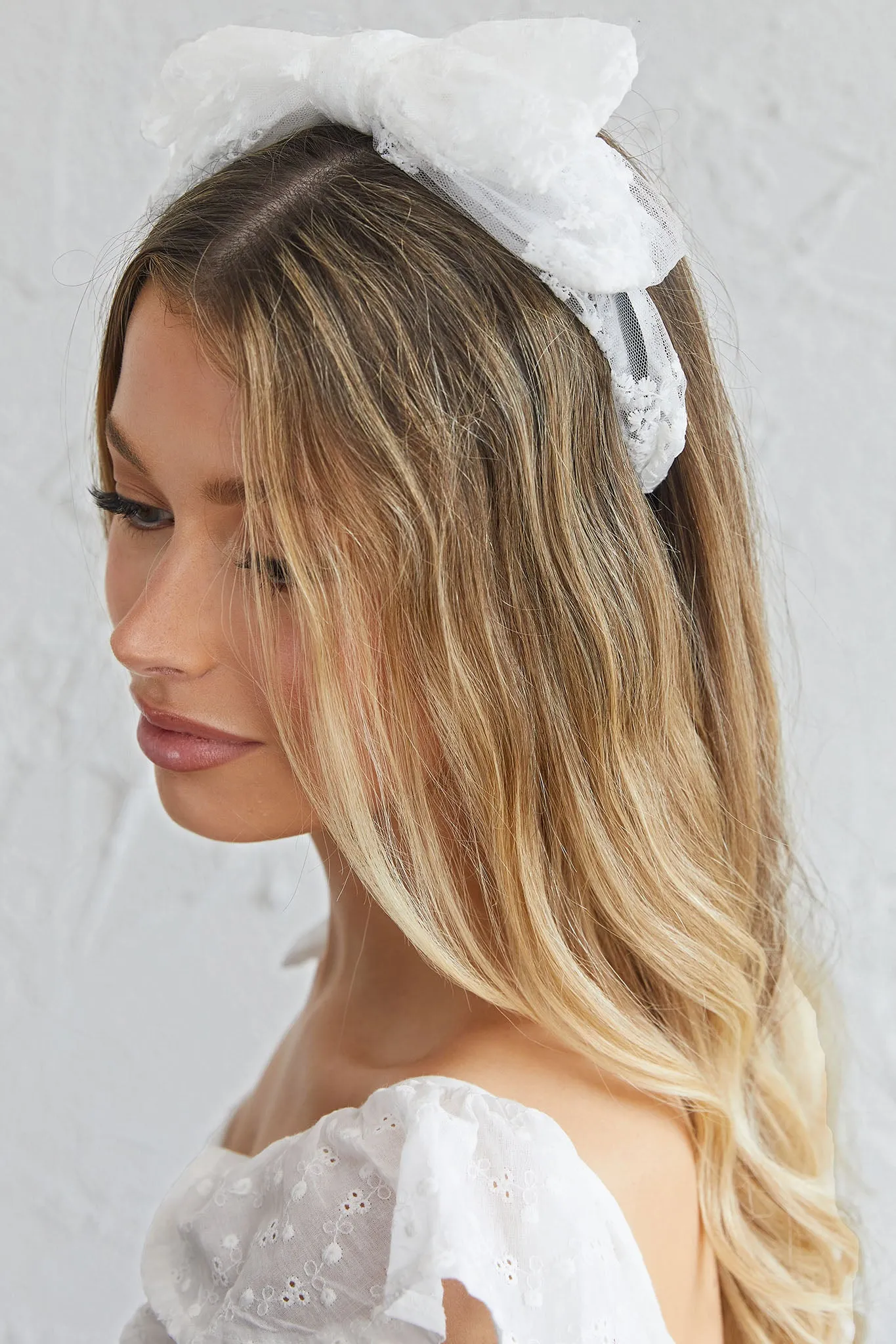 Alice Lace Bow Headband White