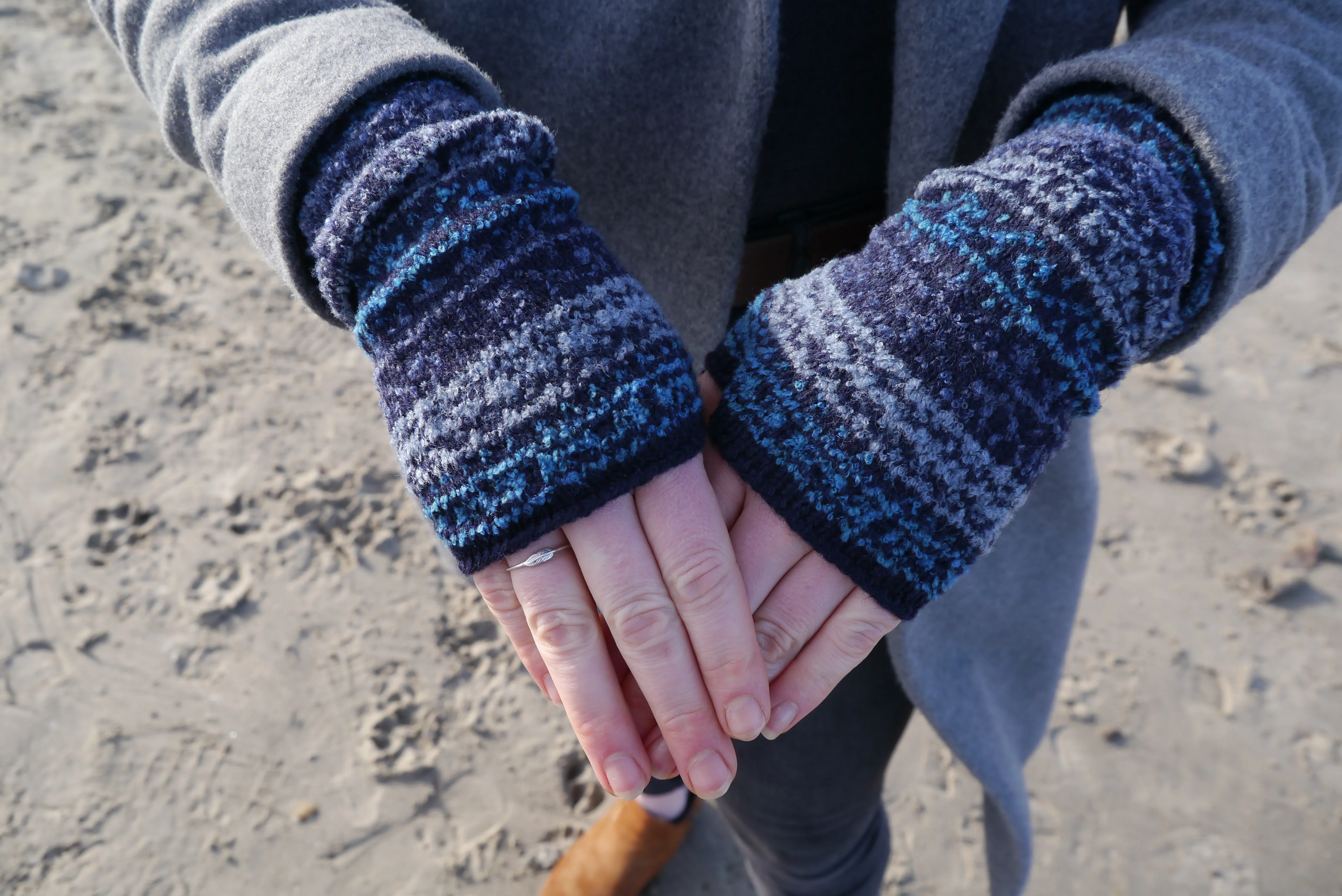 Annie Glue Stormy Seas Fair Isle Hand Warmers