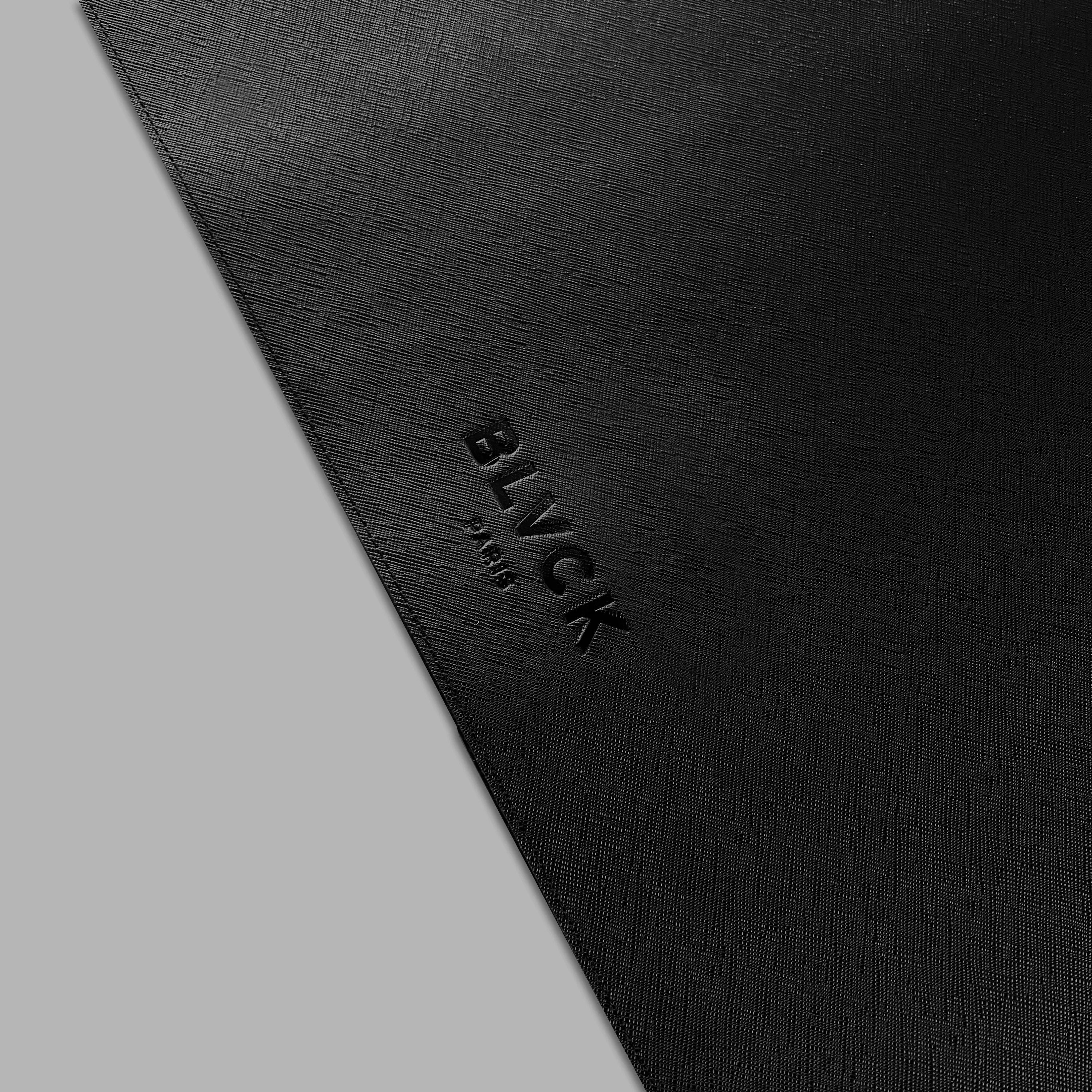 Blvck Desktop Set