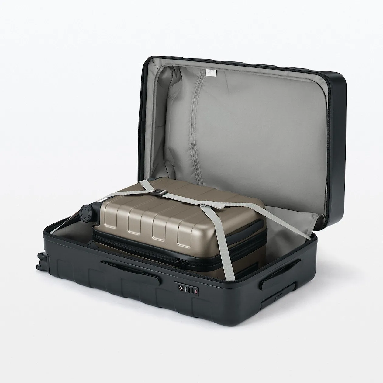 Hard Shell Suitcase - 36L (54cm)