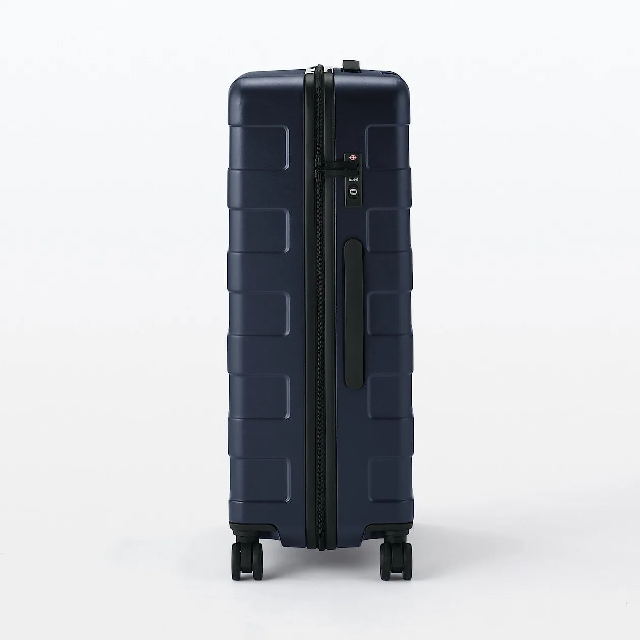 Hard Shell Suitcase - 75L (71.5cm)