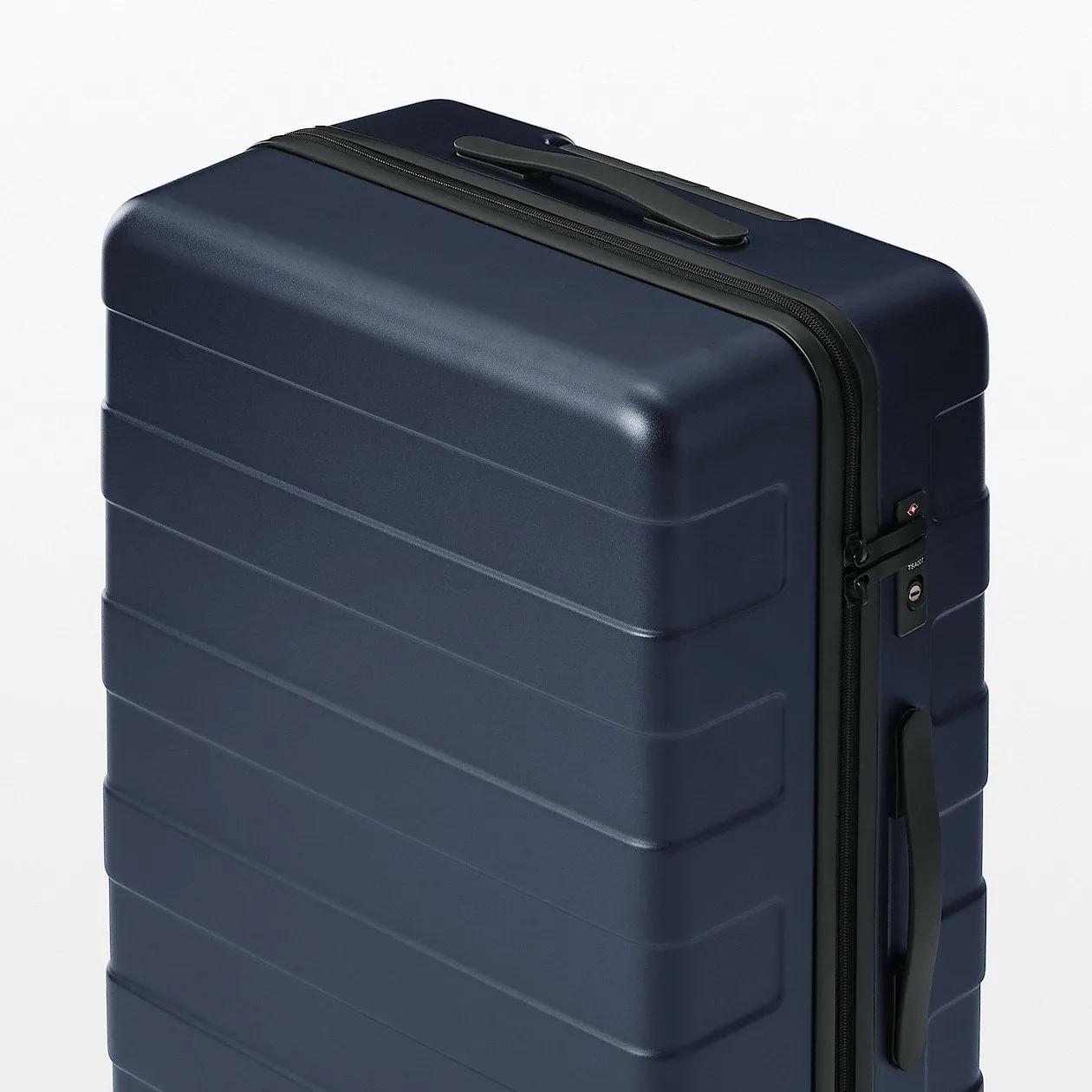 Hard Shell Suitcase - 75L (71.5cm)