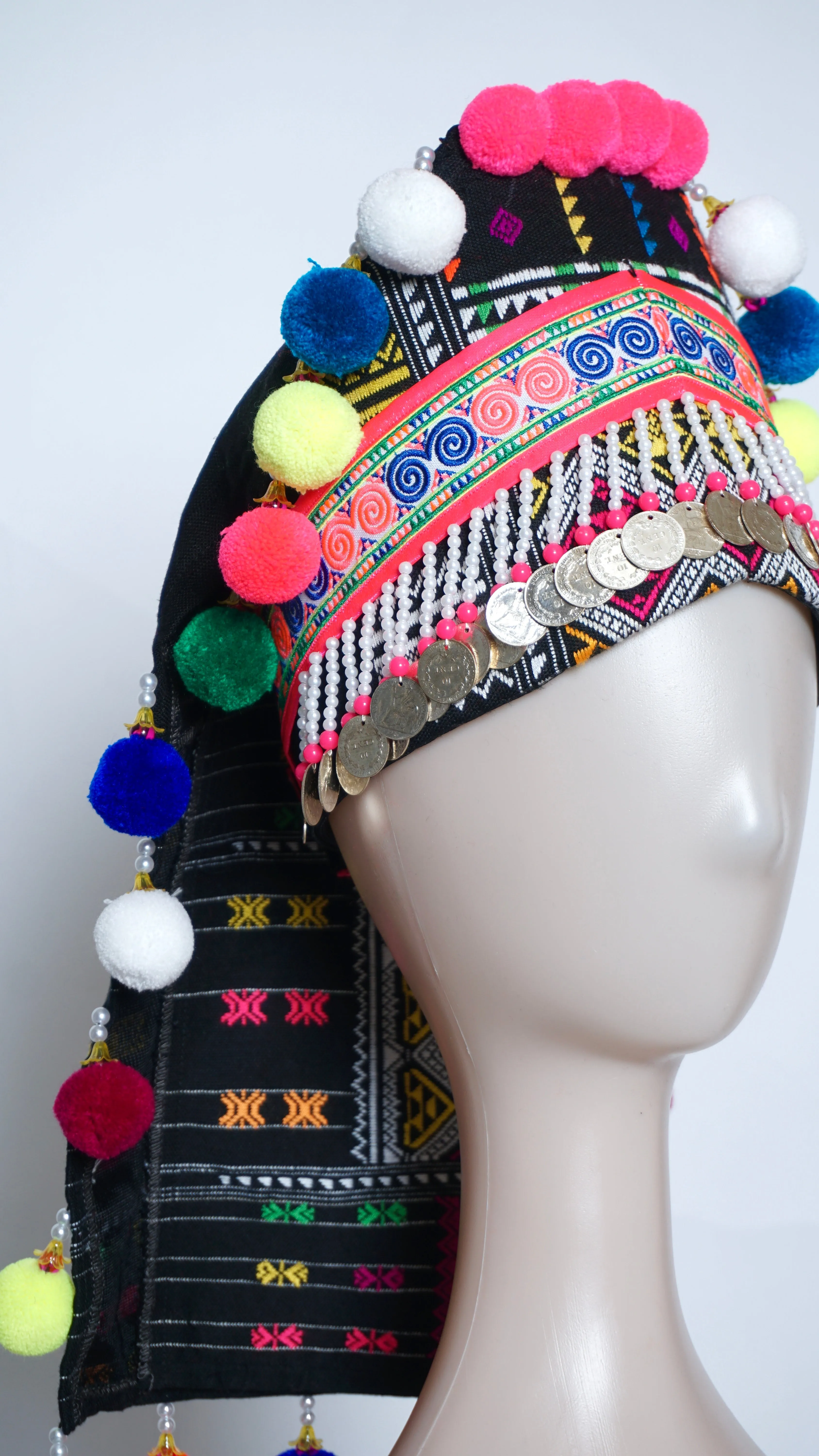 *Hmong Txaij Hat (23"-24")