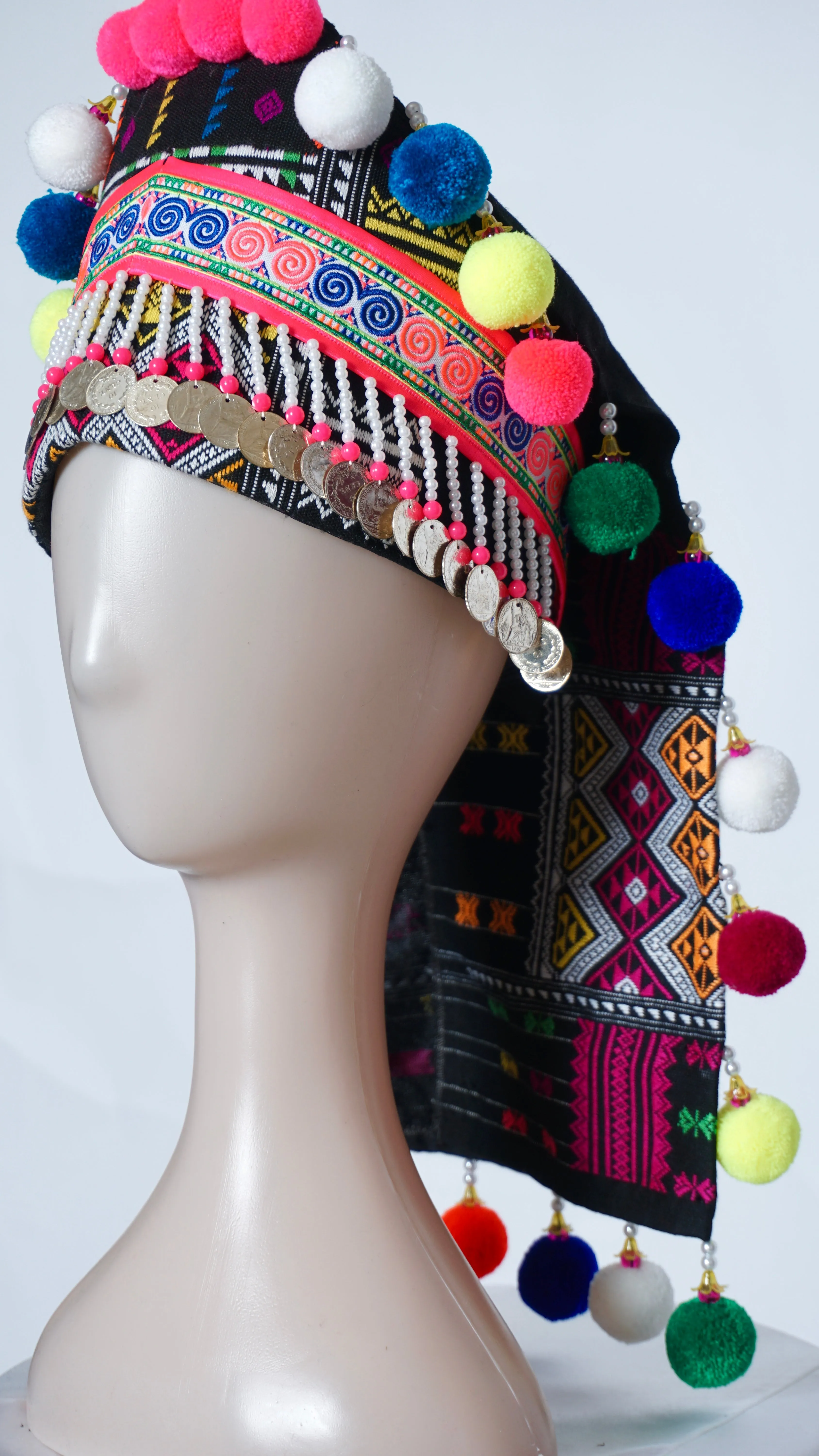 *Hmong Txaij Hat (23"-24")