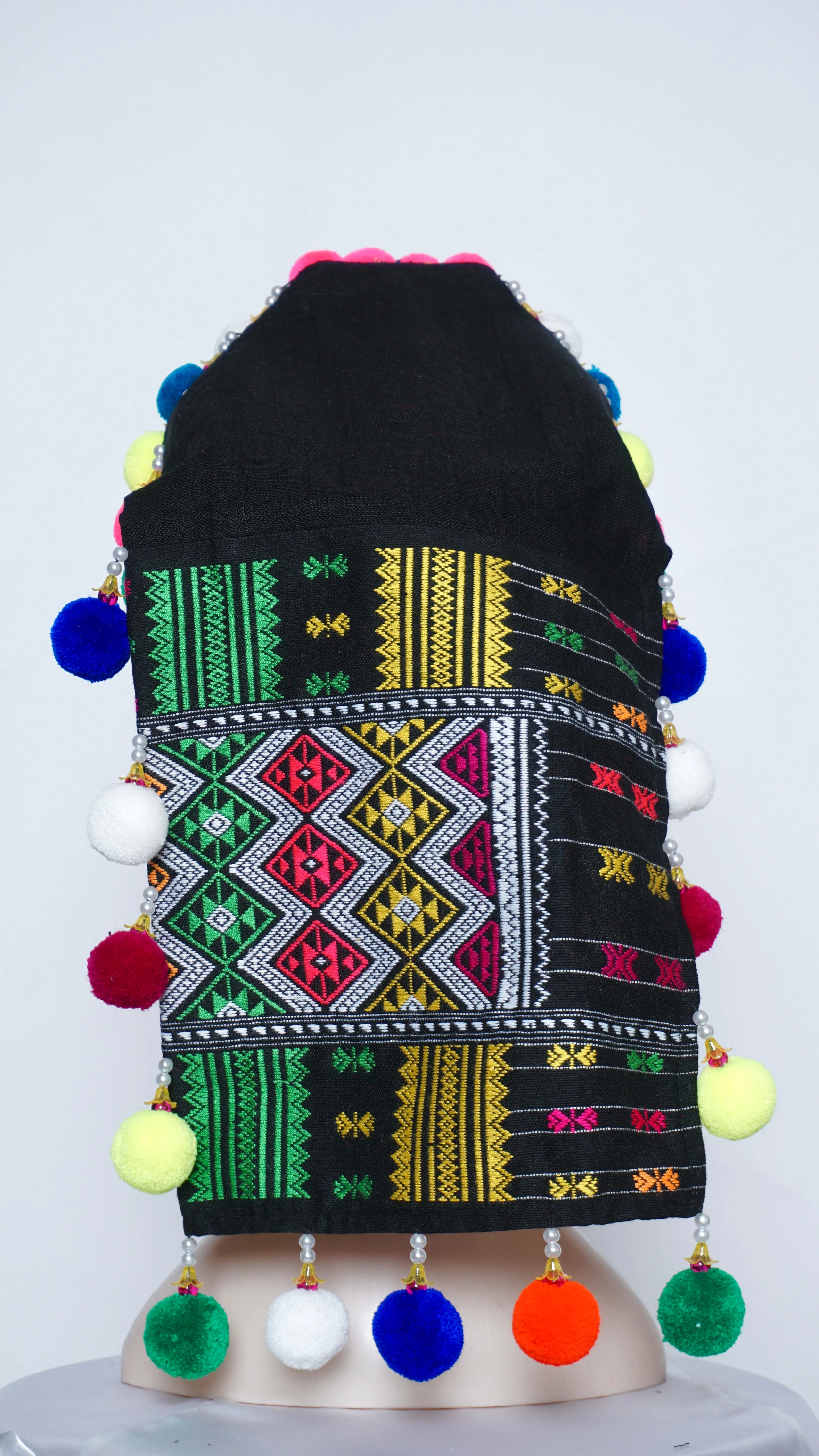 *Hmong Txaij Hat (23"-24")