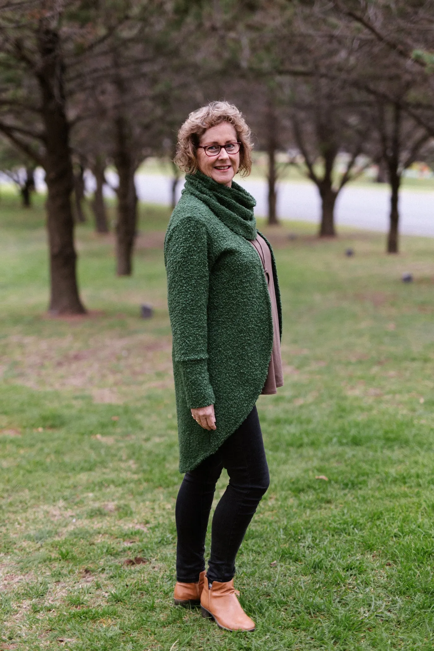 JANESSA Reversible Scarf in Green Wool Blend Boucle with Grey